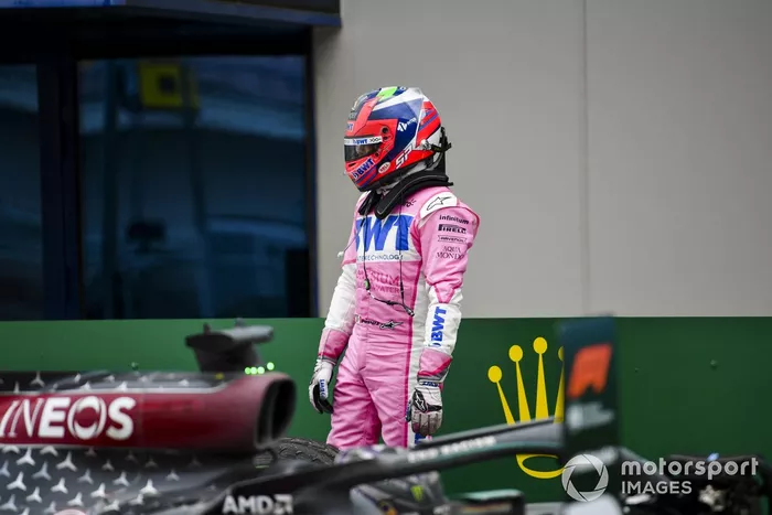 Segundo lugar Sergio Pérez, Racing Point, en Parc Ferme Parc Ferme