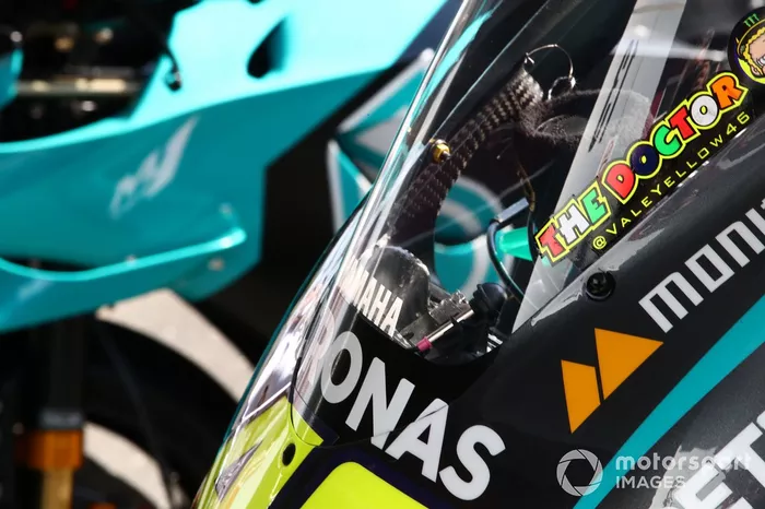 Moto de Valentino Rossi, Petronas Yamaha SRT 