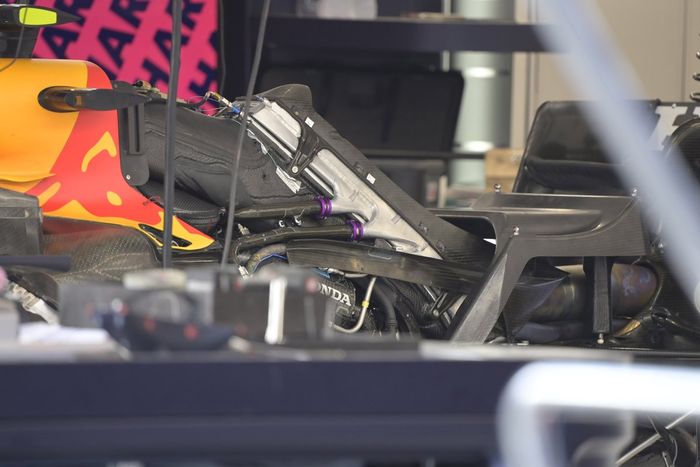 Detalle del motor del Red Bull Racing RB16B