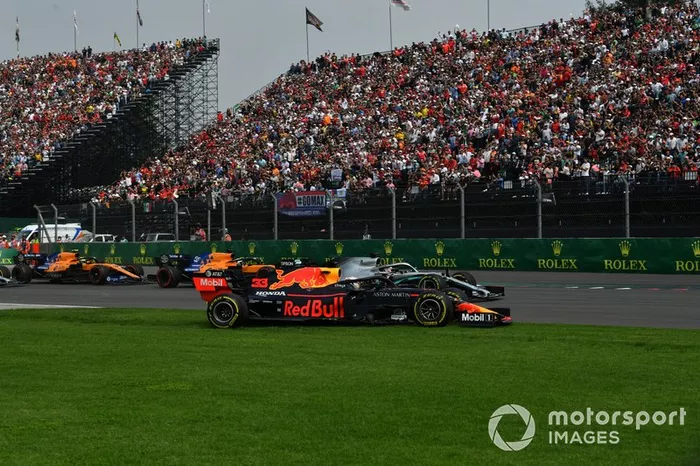 Max Verstappen, Red Bull Racing RB15, va largo alla partenza
