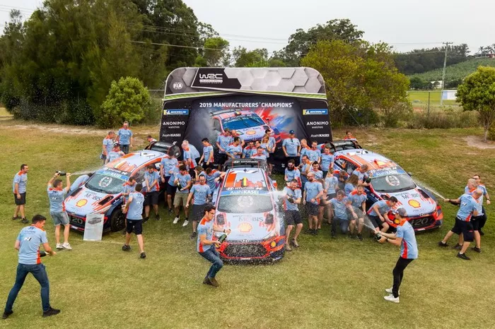 Celebración del campeonato de equipos de Hyundai Motorsport