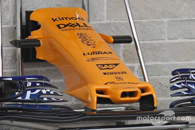 Detalle del alerón delantero del McLaren MCL33