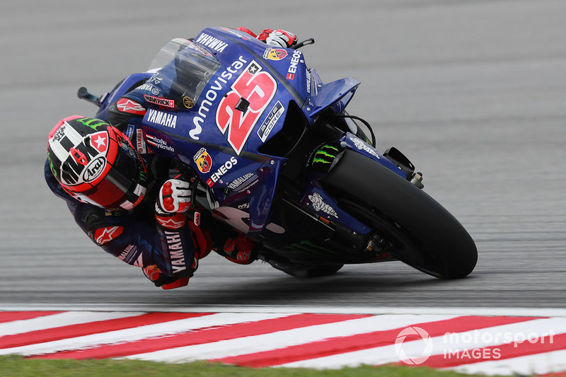 <img src="http://cdn-1.motorsport.com/static/custom/car-thumbs/MOTOGP_2018/NUMBERS/vinales.png" width="50" />Maverick Viñales (Movistar Yamaha)