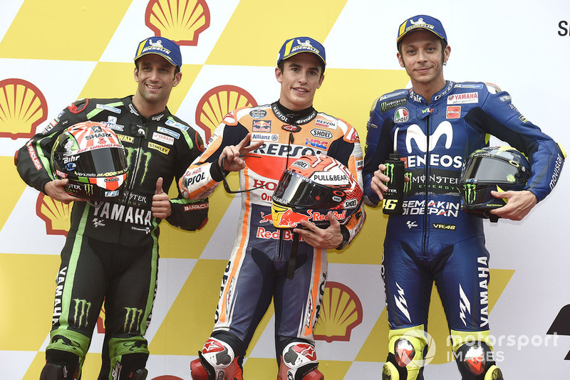 Il poleman Marc Marquez, Repsol Honda Team, il secondo qualificato Johann Zarco, Monster Yamaha Tech 3, il terzo qualificato Valentino Rossi, Yamaha Factory Racing