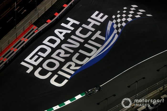 Lewis Hamilton, Mercedes F1 W14