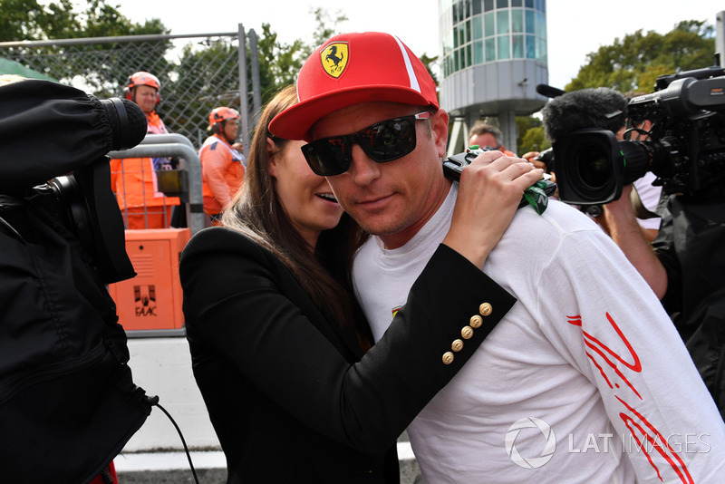Kimi Raikkonen, Ferrari, bersama istri, Minttu Virtanen