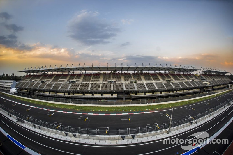 Preparaciones del autódromo Hermanos Rodríguez