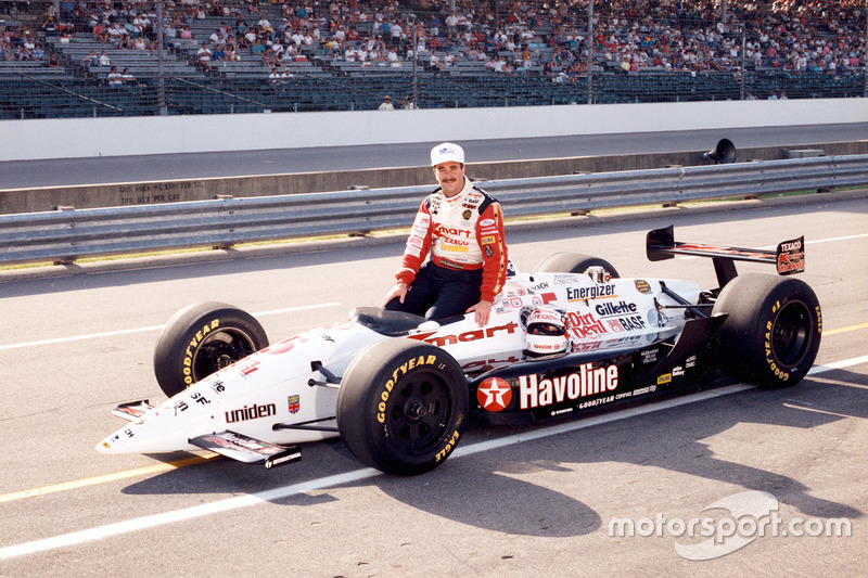 1993: cambió a la Serie IndyCar