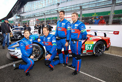 #67 Ford Chip Ganassi Racing Team UK Ford GT: Marino Franchitti, Andy Priaulx, Harry Tincknell