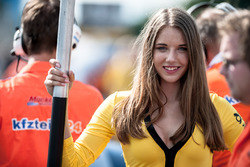 Grid girl
