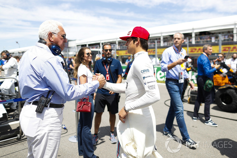 Lawrence Stroll wishes his son Lance Stroll, Williams Racing, good luck on the grid