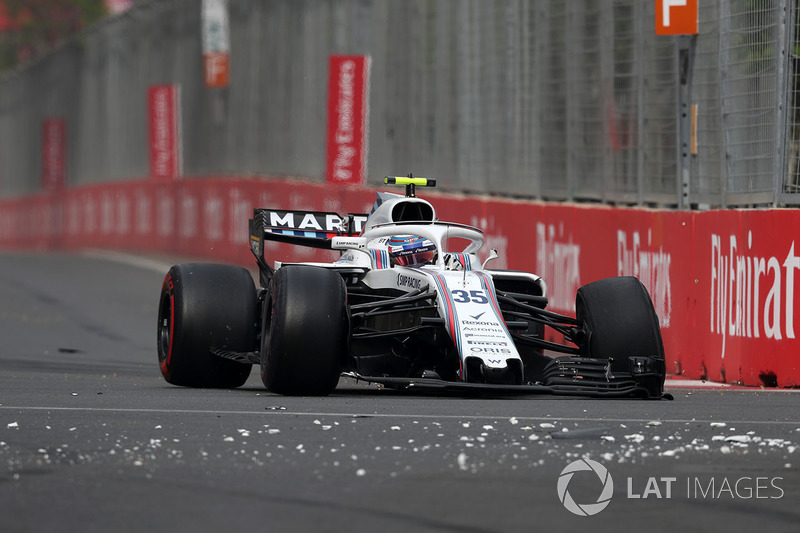 Race retiree Sergey Sirotkin, Williams FW41