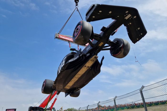 Haas VF-23 o Nico Hulkenberg