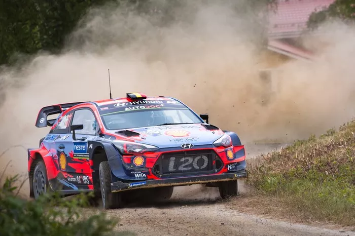 Thierry Neuville, Nicolas Gilsoul, Hyundai Motorsport Hyundai i20 Coupe WRC