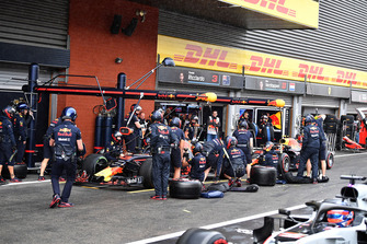 Daniel Ricciardo, Red Bull Racing RB14 and Max Verstappen, Red Bull Racing RB14