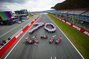 Presentación de la librea del 70 aniversario de Yamaha