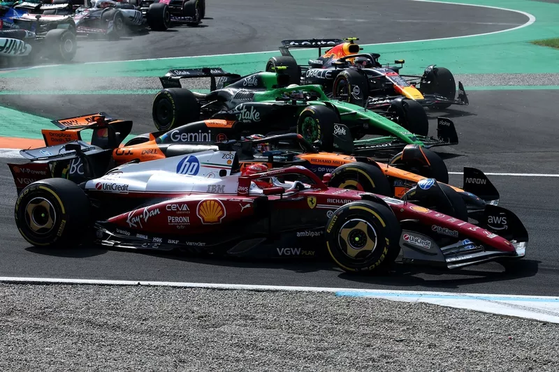 Charles Leclerc, Ferrari, Oscar Piastri, McLaren