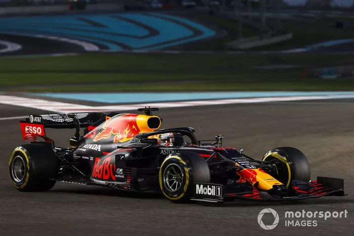 レッドブルRB16(2020年)