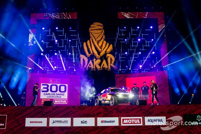#300 X-Raid Mini JCW Team: Carlos Sainz, Lucas Cruz