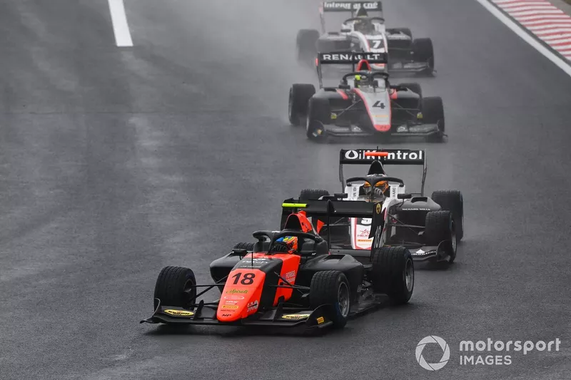 Bent Viscaal, MP Motorsport, Sebastian Fernandez, ART Grand Prix, Max Fewtrell, Hitech Grand Prix y Theo Pourchaire, ART Grand Prix 