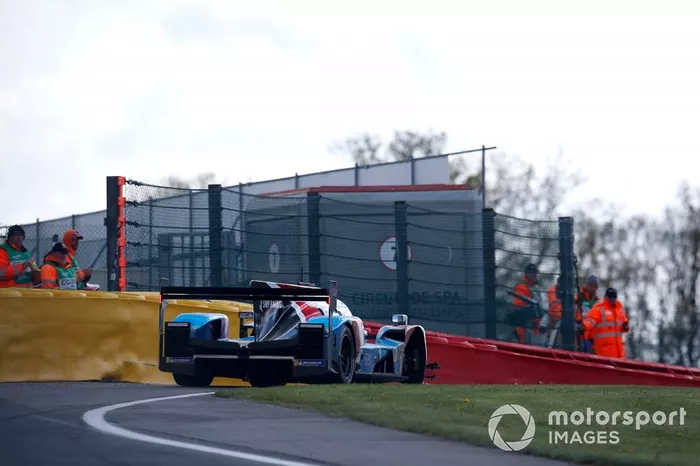 #17 SMP Racing BR Engineering BR1: Stéphane Sarrazin, Egor Orudzhev, Sergey Sirotkin lost his wheel
