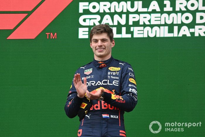 Podio: ganador Max Verstappen, Red Bull Racing