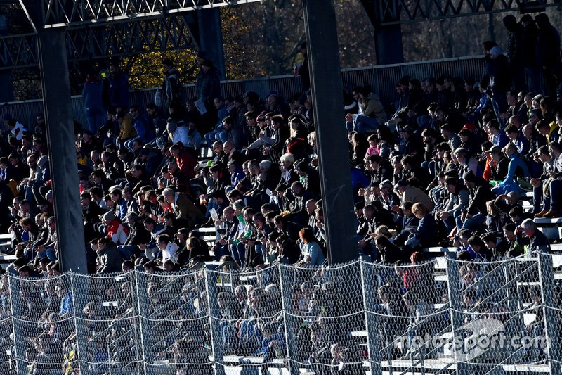 Tifosi en la tribuna
