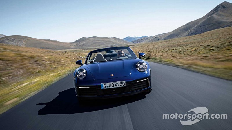 Porsche 911 Cabriolet 2020 року