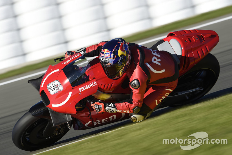 17: Штефан Брадль, Aprilia Gresini Racing Team