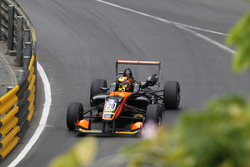 Каллум Илотт, Van Amersfoort Racing Dallara Mercedes