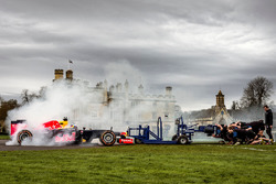 Даниэль Риккардо, Red Bull Racing против команды по регби