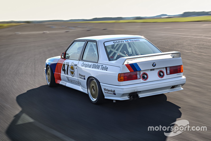 BMW M3 DTM E30