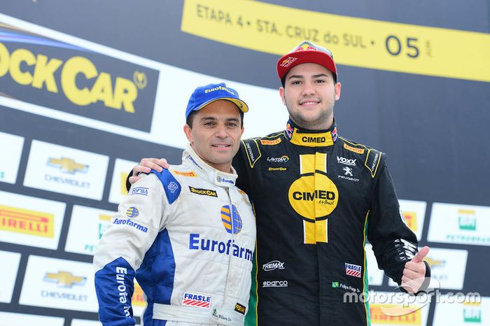 A Stock Car visitou Santa Cruz do Sul e Felipe Fraga (direita) venceu a primeira prova de ponta a ponta. Max Wilson (esquerda) levou a segunda bateria