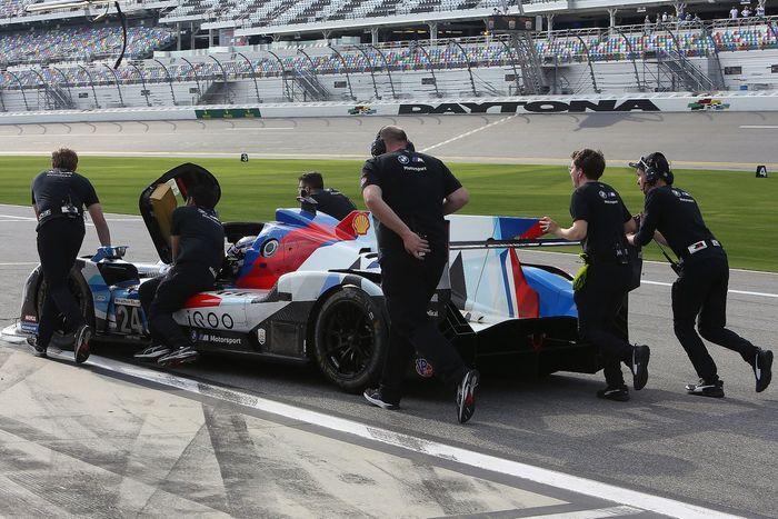 #24 BMW M Team RLL BMW M Hybrid V8: Philipp Eng, Augusto Farfus, Marco Wittmann, Colton Herta