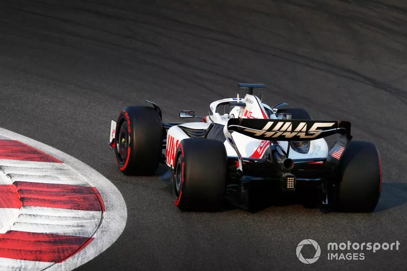 Nico Hulkenberg, Haas VF-22 