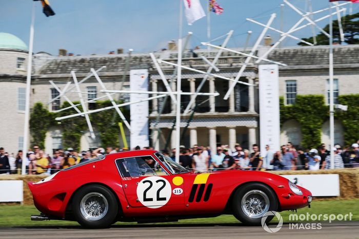 Ferrari 250 GTO - Holly Mason 