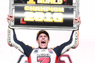 Marc Marquez, Repsol Honda Team, célèbre son titre de Champion du monde