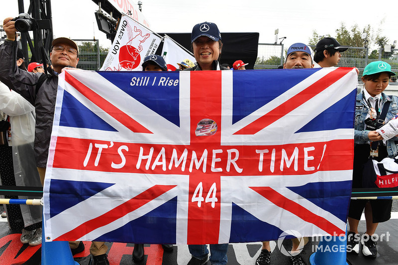 Fan di Lewis Hamilton, Mercedes AMG F1