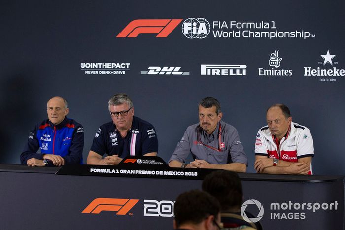Franz Tost, director del equipo Scuderia Toro Rosso, Otmar Szafnauer, director del equipo Racing Point Force India, Guenther Steiner, director del equipo Haas F1 y Frederic Vasseur, director del equipo en la conferencia de prensa