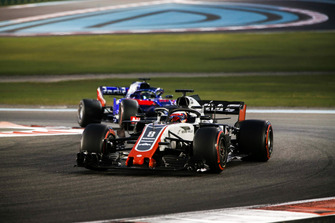 Romain Grosjean, Haas F1 Team VF-18, Brendon Hartley, Toro Rosso STR13