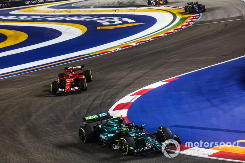 Fernando Alonso, Aston Martin AMR24, Charles Leclerc, Ferrari SF-24