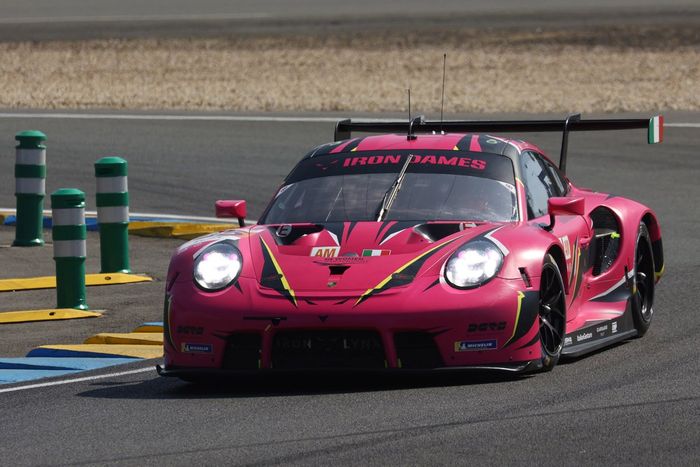 #85 Iron Dames Porsche 911 RSR - 19 de Sarah Bovy, Michelle Gatting, Rahel Frey