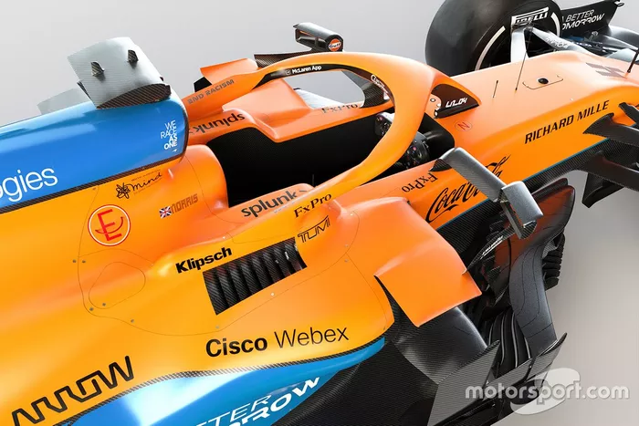 McLaren MCL35M, dettaglio del cockpit