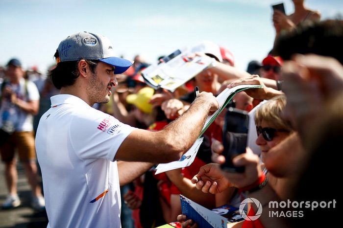 Carlos Sainz Jr., McLaren