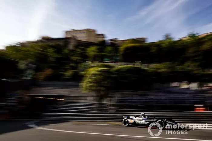 Oliver Rowland, Nissan e.Dams, Nissan IMO1