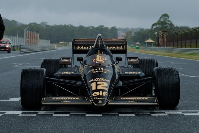 アイルトン・セナ タグ・ホイヤーとブランド「Senna」から、アイルトン・セナを