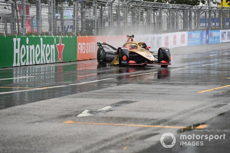Jean-Eric Vergne, DS TECHEETAH, DS E-Tense FE19 spins just before crossing the line