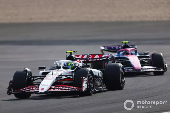 Jack Doohan, Alpine, Oliver Bearman, Haas F1 Team