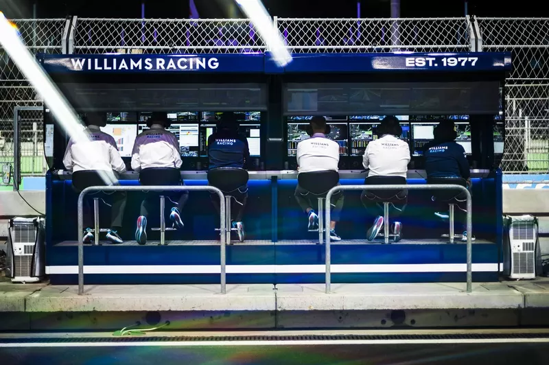 Portique de ravitaillement Williams Racing