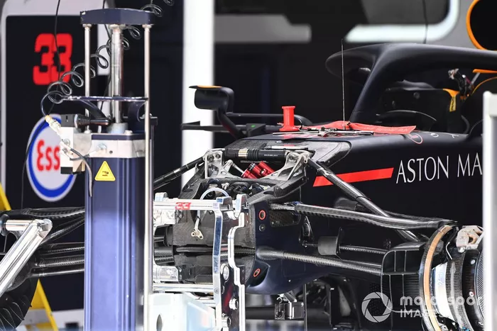 Detalle de la suspensión del Red Bull Racing RB16